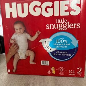 Huggies Little Snugglers Diapers | 144 count |